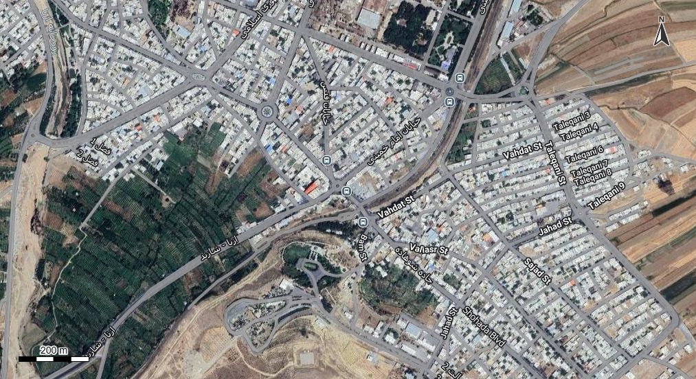 نقشه همراه با تصویر هوایی - ماهواره ای شازند در اتوکد با مختصات UTM