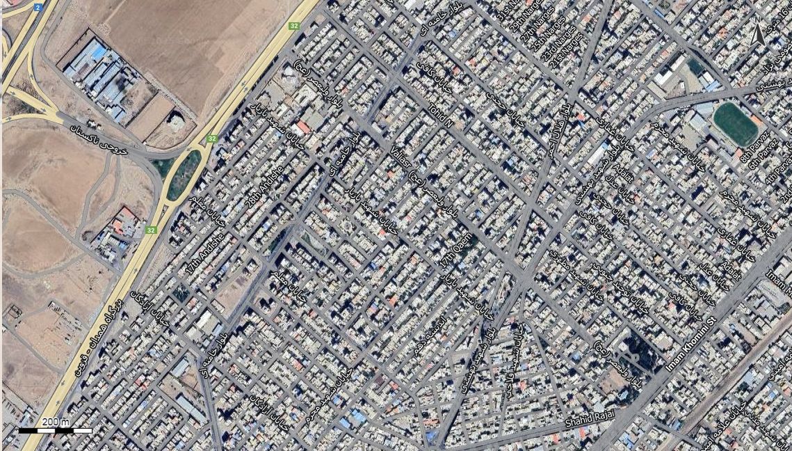 نقشه همراه با تصویر هوایی - ماهواره ای تاکستان در اتوکد با مختصات UTM