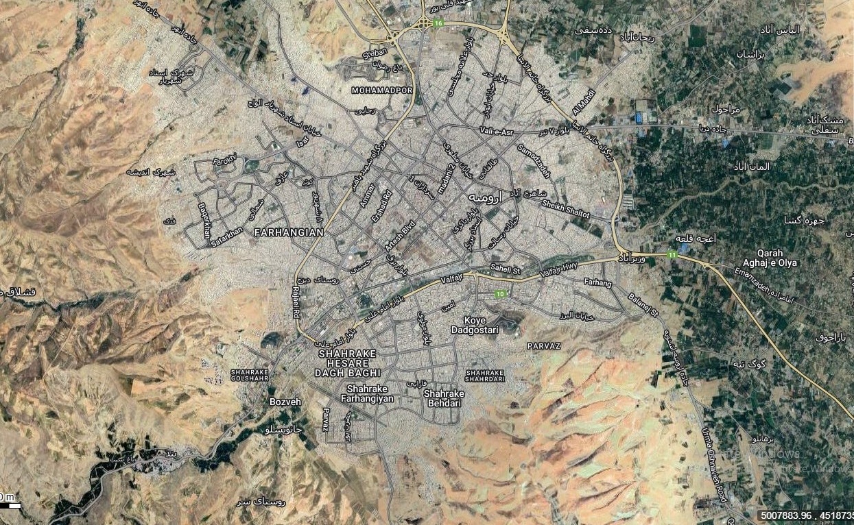 نقشه همراه با تصویر هوایی ماهواره ای شهر ارومیه در اتوکد با مختصات UTM