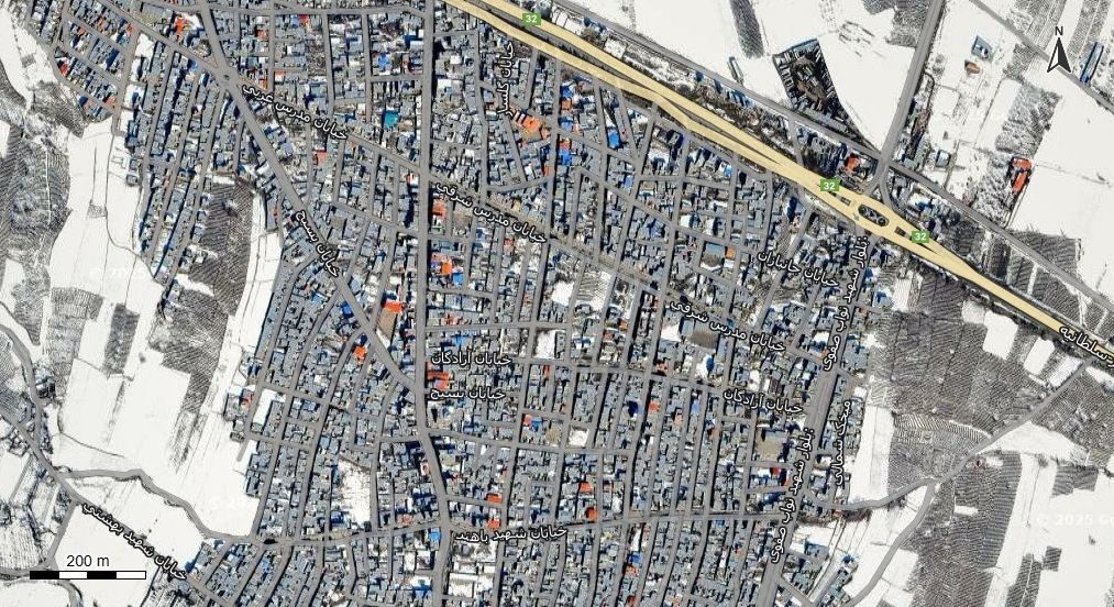 نقشه همراه با تصویر هوایی - ماهواره ای صائین قلعه  در اتوکد با مختصات UTM