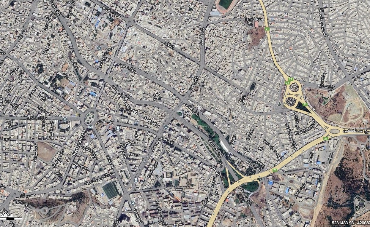 نقشه همراه با تصویر هوایی ماهواره ای شهر سنندج در اتوکد با مختصات UTM