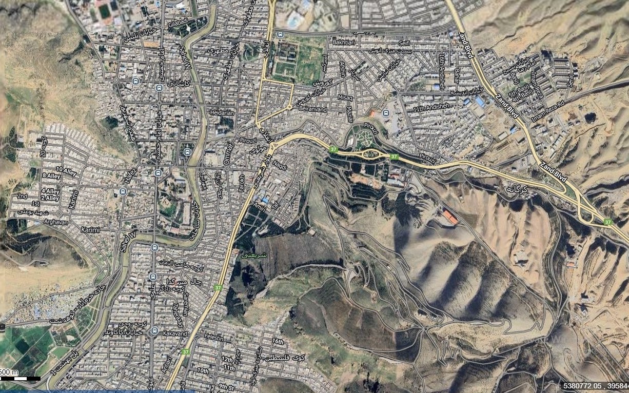 نقشه همراه با تصویر هوایی - ماهواره ای شهر خرم آباد در اتوکد با مختصات UTM
